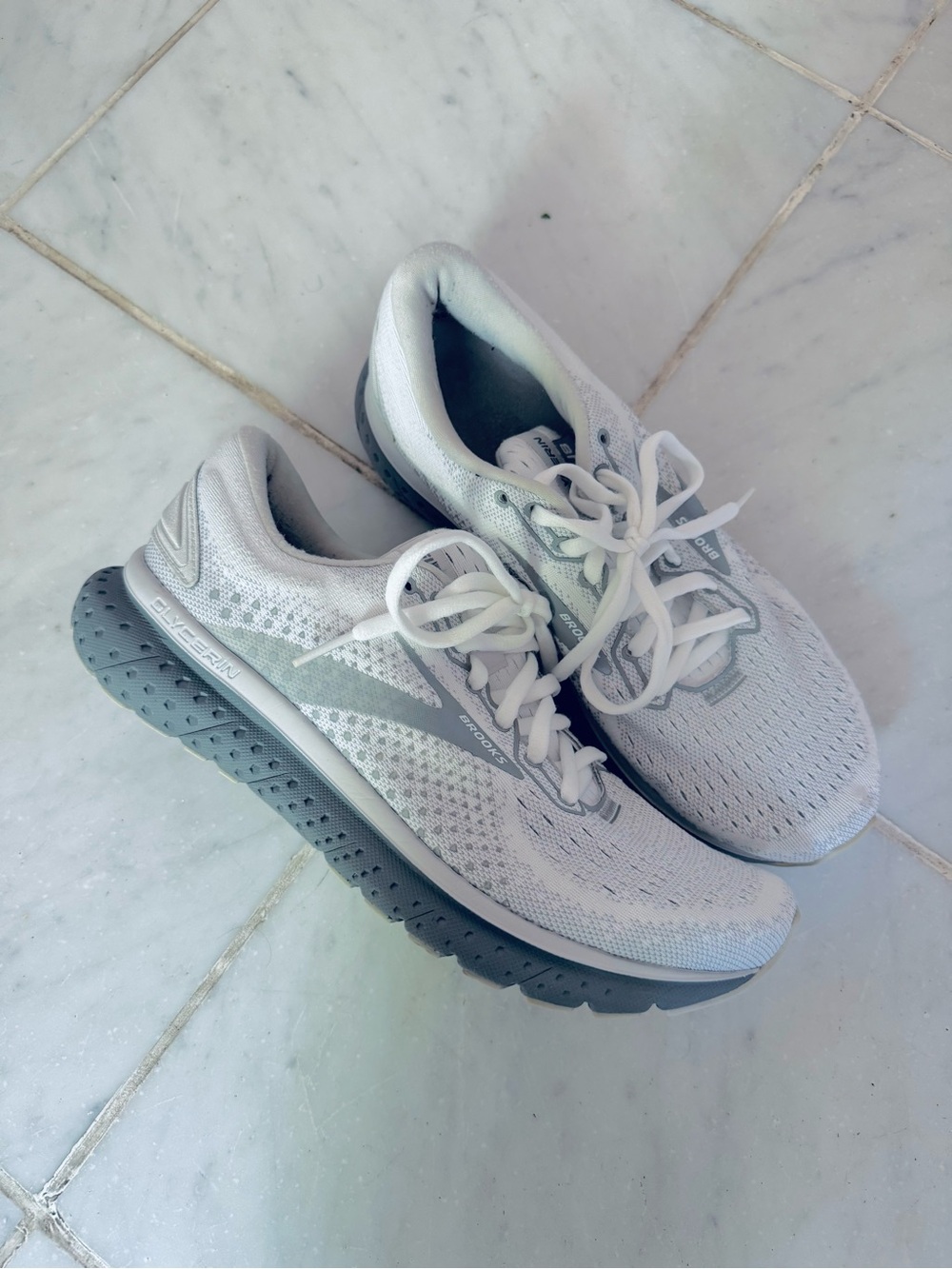 Brooks Glycerin 18